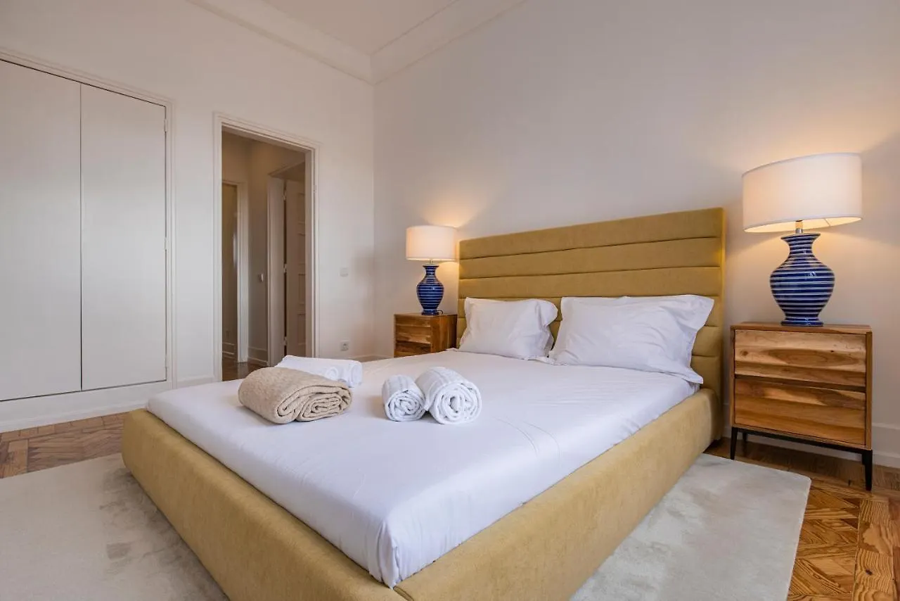 Magnificent 4Bdr Apartment In Lisbon By Lovelystay Portugal