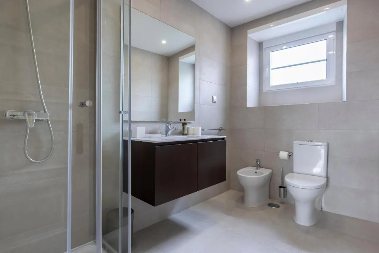 Magnificent 4Bdr Apartment In Lisbon By Lovelystay