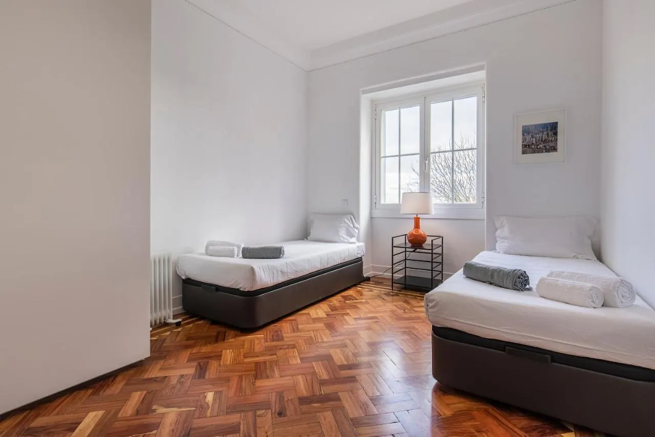 Magnificent 4Bdr Apartment In Lisbon By Lovelystay Portugal
