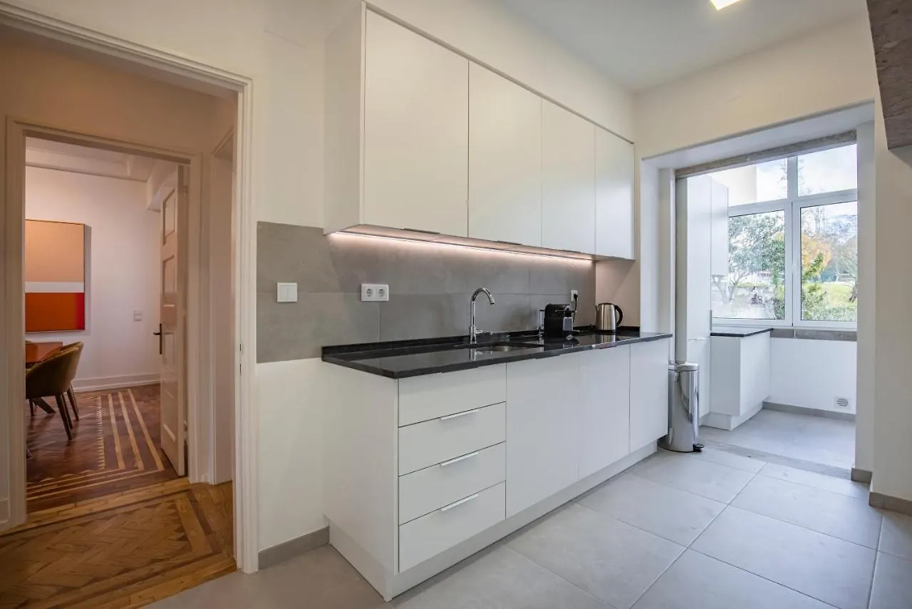 Magnificent 4Bdr Apartment In Lisbon By Lovelystay Portugal