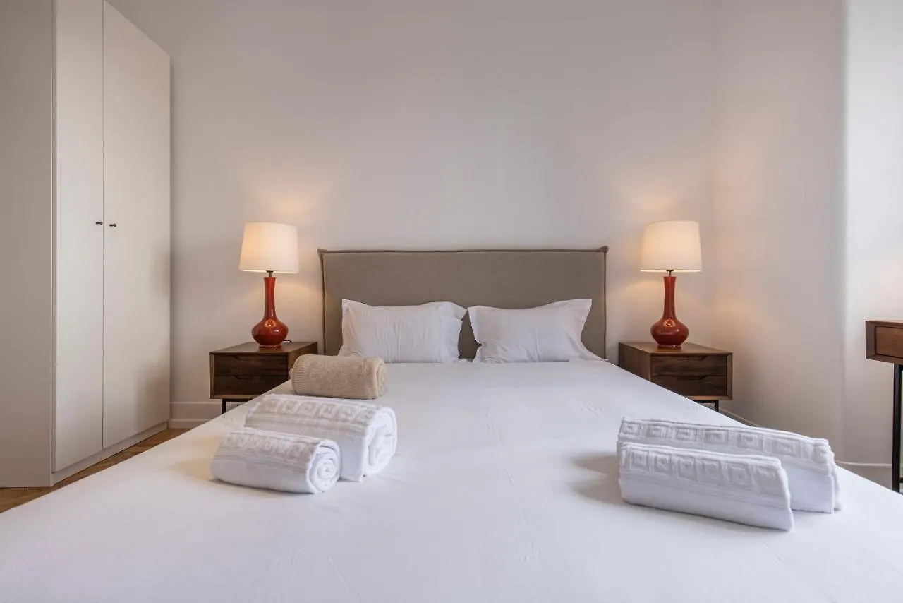 Magnificent 4Bdr Apartment In Lisbon By Lovelystay Portugal